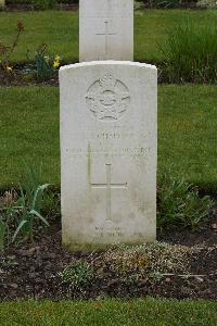 Harrogate (Stonefall) Cemetery - Chapman, Lloyd Edwin